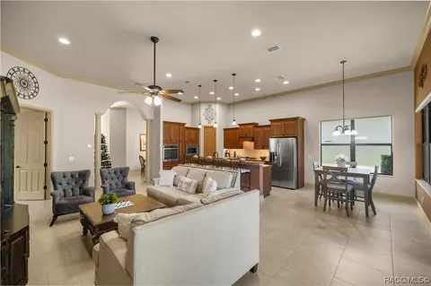 Living - 1601 W Laurel Glen Path, Hernando, FL 34442 photo 2 of 4