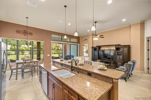 Kitchen - 1601 W Laurel Glen Path, Hernando, FL 34442 photo 2 of 7