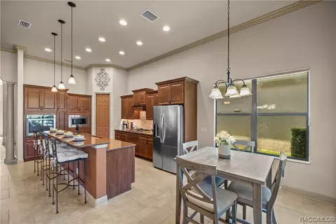 Kitchen - 1601 W Laurel Glen Path, Hernando, FL 34442 photo 3 of 7