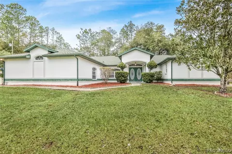 1815 W Lorraine Dr, Citrus Springs, FL 34434