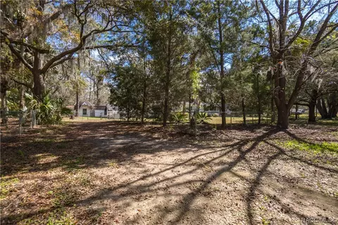 67 Linda St, Inglis, FL 34449 photo 3