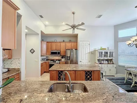 1152 W Beagle Run Loop, Hernando, FL 34442 photo 16