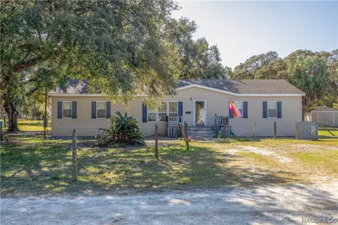 7770 W Paps Ct #1, Dunnellon, FL 34433