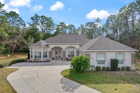 4909 N Apple Valley Ave, Beverly Hills, FL 34465