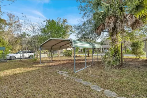 Exterior - 226 NE 3rd Ave, Williston, FL 32696 photo 8 of 10