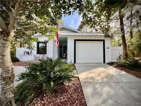 19 21 Chinaberry Cir, Homosassa, FL 34446