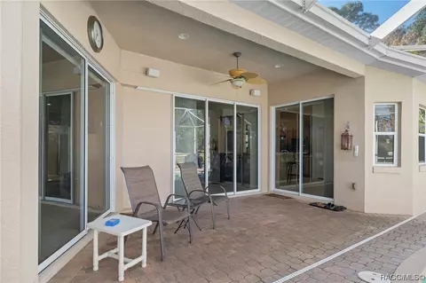 Exterior - 117 E Liberty St, Hernando, FL 34442 photo 6 of 11