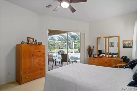 Bedroom - 117 E Liberty St, Hernando, FL 34442 photo 2 of 4