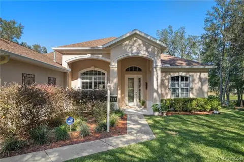 Exterior - 117 E Liberty St, Hernando, FL 34442 photo 2 of 11