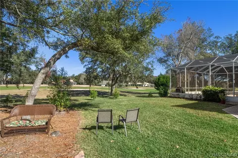 Exterior - 117 E Liberty St, Hernando, FL 34442 photo 10 of 11