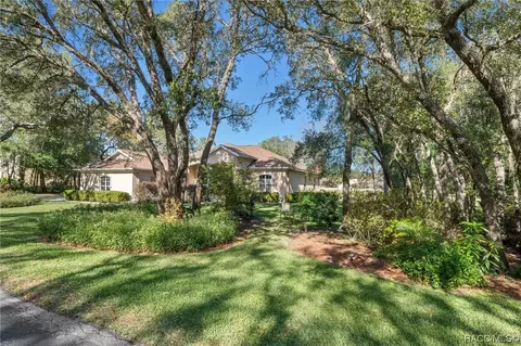 Exterior - 117 E Liberty St, Hernando, FL 34442 photo 9 of 11