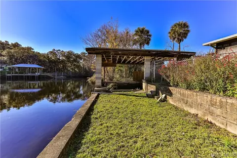 360 S Ingles Ave, Inglis, FL 34449 photo 8