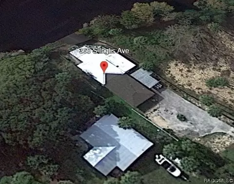 360 S Ingles Ave, Inglis, FL 34449 photo 4