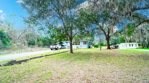 Exterior - 4838 E Harvard Dr, Hernando, FL 34442 photo 2 of 9