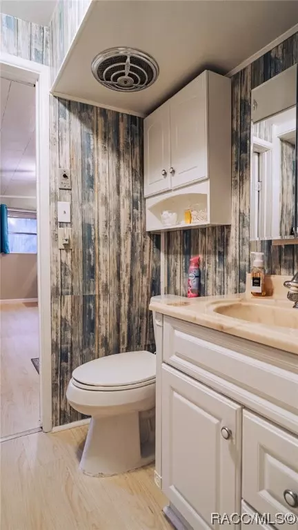 Bath - 4838 E Harvard Dr, Hernando, FL 34442 photo 2 of 2