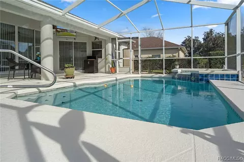 Exterior - 3944 E Lake Bellamy Ln, Hernando, FL 34442 photo 10 of 21