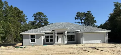 1763 W Linden Dr, Citrus Springs, FL 34434