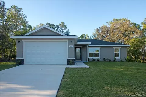808 W Homeway Loop, Citrus Springs, FL 34434