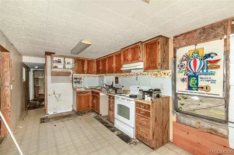 2300 N Crede Ave, Crystal River, FL 34428 photo 3
