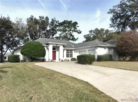 4600 N Crestline Dr, Beverly Hills, FL 34465