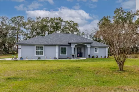 9320 W Melanie Ln, Crystal River, FL 34428