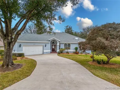 1726 N Wembley Dr, Crystal River, FL 34429