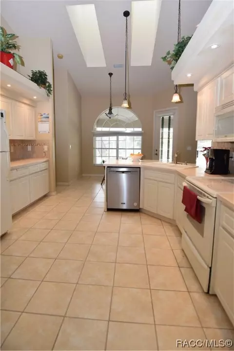 1131 E Bluebird Ct, Hernando, FL 34442 photo 10