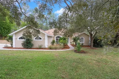 5675 N Mock Orange Dr, Beverly Hills, FL 34465