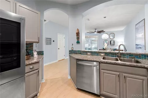 1648 W Spring Meadow Loop, Lecanto, FL 34461 photo 17