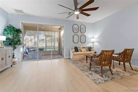 1648 W Spring Meadow Loop, Lecanto, FL 34461 photo 10