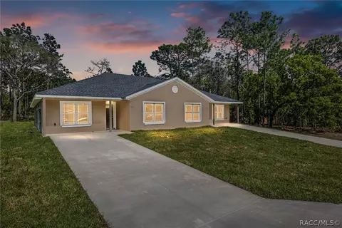 9219 N 9221 N Mendoza Way, Citrus Springs, FL 34434