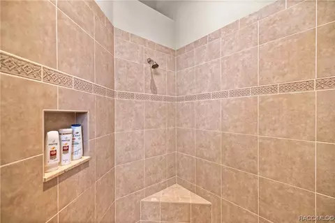 Bath - 1364 N Skyhawk Pt, Hernando, FL 34442 photo 2 of 7