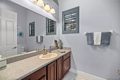 Bath - 1364 N Skyhawk Pt, Hernando, FL 34442 photo 6 of 7