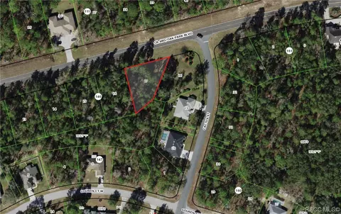6110 W Oak Park Blvd, Homosassa, FL 34446