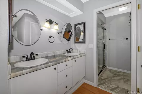 Bath - 2186 N Fatima Ave, Hernando, FL 34442 photo 1 of 5