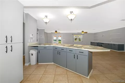 Kitchen - 2186 N Fatima Ave, Hernando, FL 34442 photo 4 of 7