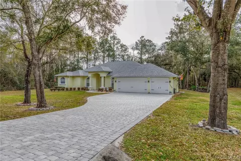 1948 E Delaware Ct, Dunnellon, FL 34434