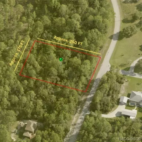 7414 N Windbrook Dr, Citrus Springs, FL 34433