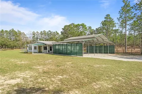 9697 N Parkwood Ave, Dunnellon, FL 34433
