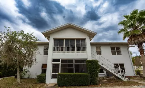 907 SE Mayo Dr, Crystal River, FL 34429