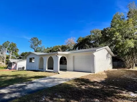 213 S Jefferson St, Beverly Hills, FL 34465