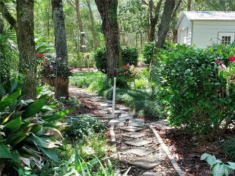 425 E Lancaster St, Lecanto, FL 34461 photo 7