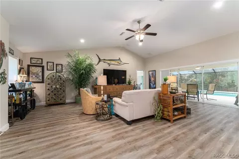 303 W Liberty St, Hernando, FL 34442 photo 10