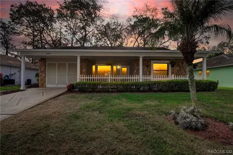 2264 Pebble Beach Dr, Spring Hill, FL 34606