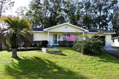 221 Daffodil St, Inverness, FL 34452