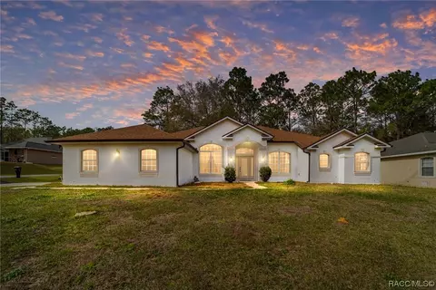 7885 N Valhalla Dr, Citrus Springs, FL 34434