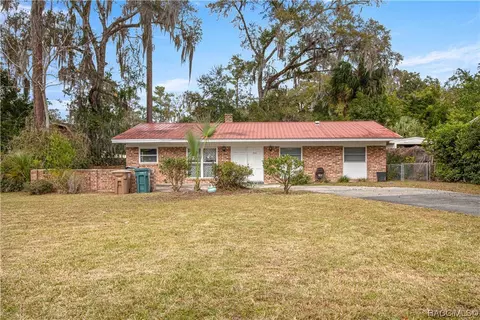 1321 NE 10th St, Ocala, FL 34470