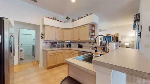 Kitchen - 2865 N Folkestone Loop, Hernando, FL 34442 photo 5 of 6