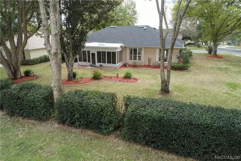 409 W Hillmoor Ln, Beverly Hills, FL 34465