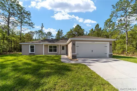 2300 W Wavecrest Dr, Citrus Springs, FL 34434